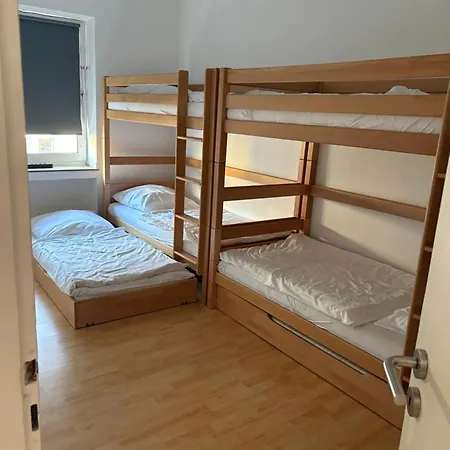 Altstadt 2 Bedroom 10-12 Beds 15 Min Messe * Düsseldorf