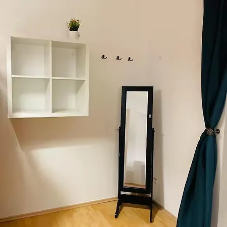Apartamento Altstadt 2 Bedroom 10-12 Beds 15 Min Messe