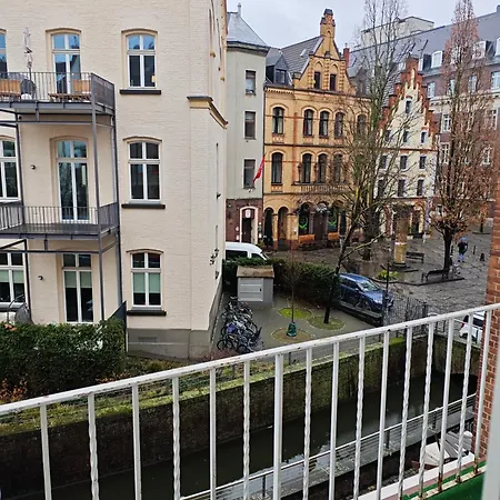 Altstadt 2 Bedroom 10-12 Beds 15 Min Messe *