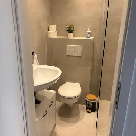 Altstadt 2 Bedroom 10-12 Beds 15 Min Messe *