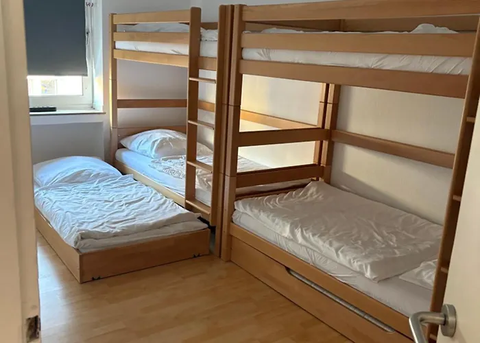 Altstadt 2 Bedroom 10-12 Beds 15 Min Messe * Düsseldorf