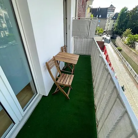Apartment Altstadt 2 Bedroom 10-12 Beds 15 Min Messe *