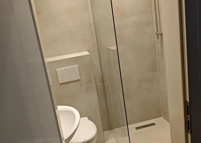 Altstadt 2 Bedroom 10-12 Beds 15 Min Messe * Düsseldorf